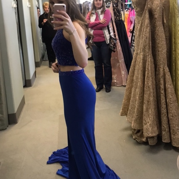 Blue 2 piece Vienna Prom dress. Worn once! - Picture 5 of 6